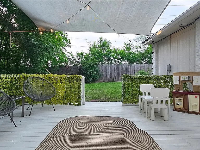2602 Arbor Dr — Photo 4