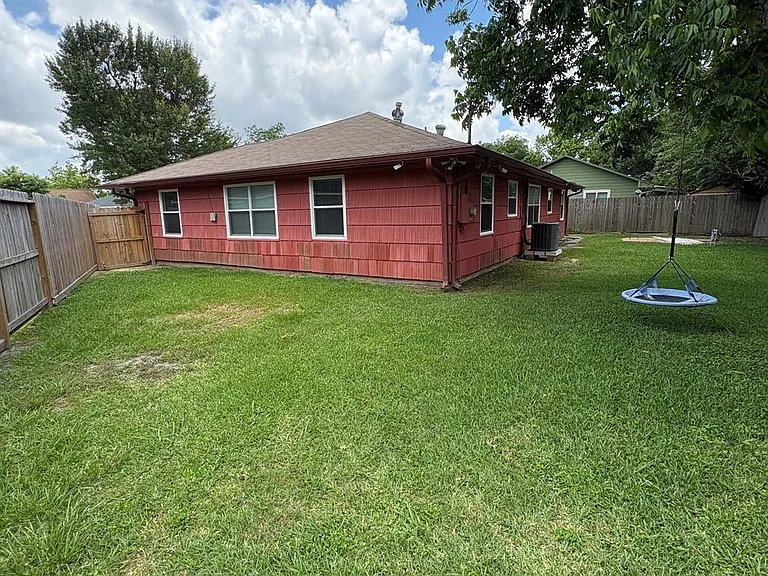 1432 Butler Dr — Photo 14