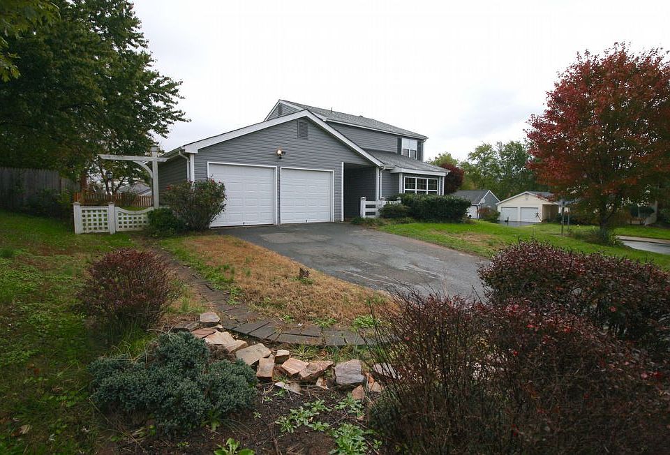 1st image of 262 E Juniper Ave