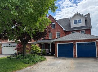23 Linden Cres, Brampton, ON L6S 4A1