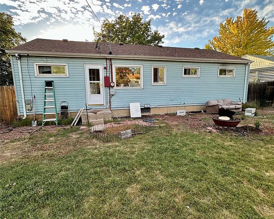 2nd image of 1770 S Dahlia Street