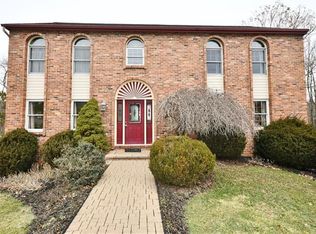 2419 Bellwood Dr, Pittsburgh, PA
