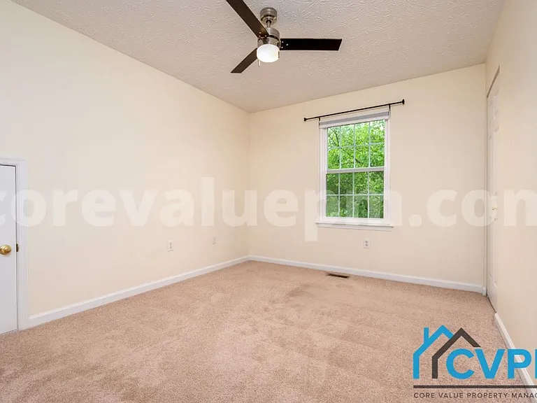 1321 Treasure Dr — Photo 23