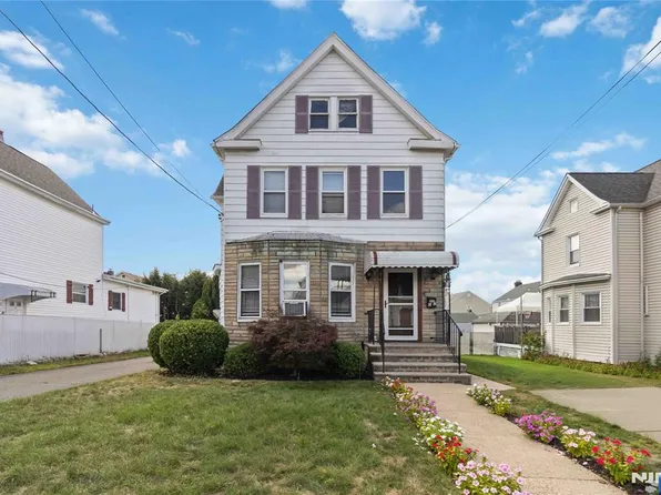 252 Oriental Pl, Lyndhurst, NJ 07071