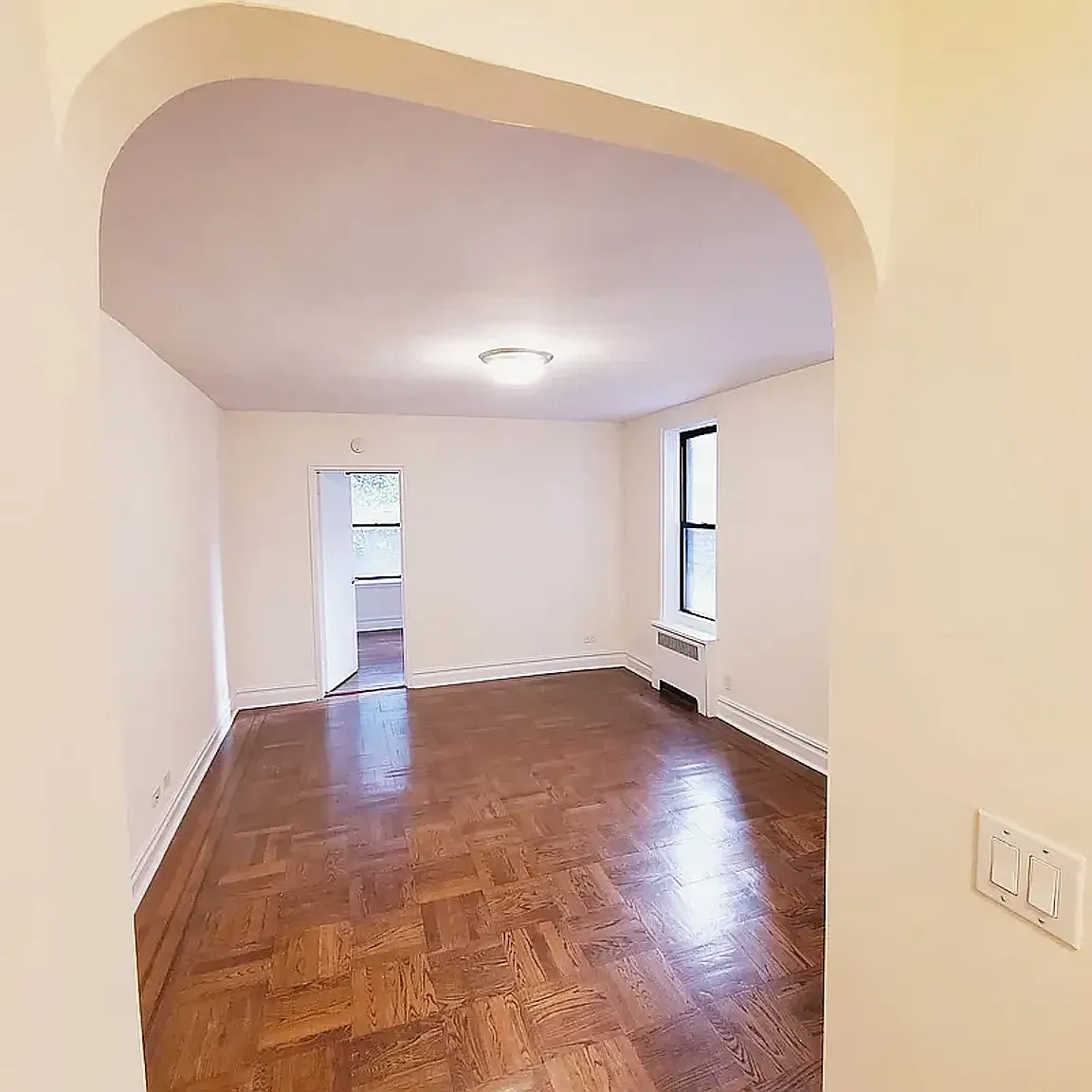 185 Claremont Avenue — Photo 3