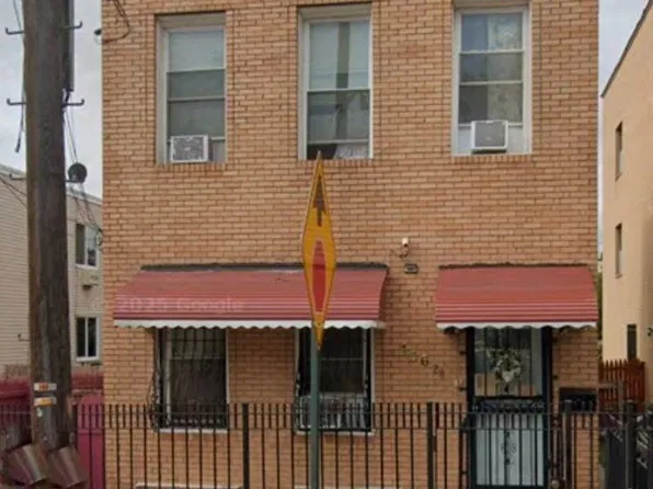 10628 154th St, Jamaica, NY 11433