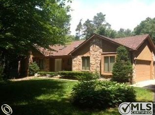 3109 Pineview Trl, Howell, MI 48843