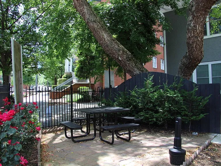 1066 Piedmont Ave NE #202 — Photo 11