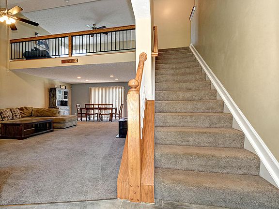 3rd image of 7314 Orchard Lake Blvd