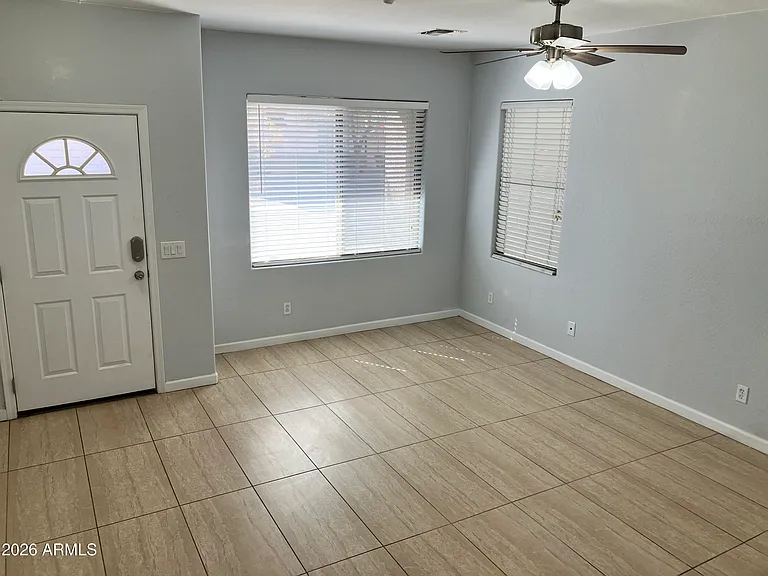 7392 W Tierra Buena Ln — Photo 2