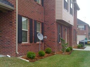 7823 Pleasure Walk Cir, Louisville, KY 40258