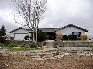 21591 McIntosh St, Tehachapi, CA 93561