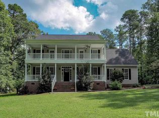 3805 Kingfield Dr, Apex, NC 27539