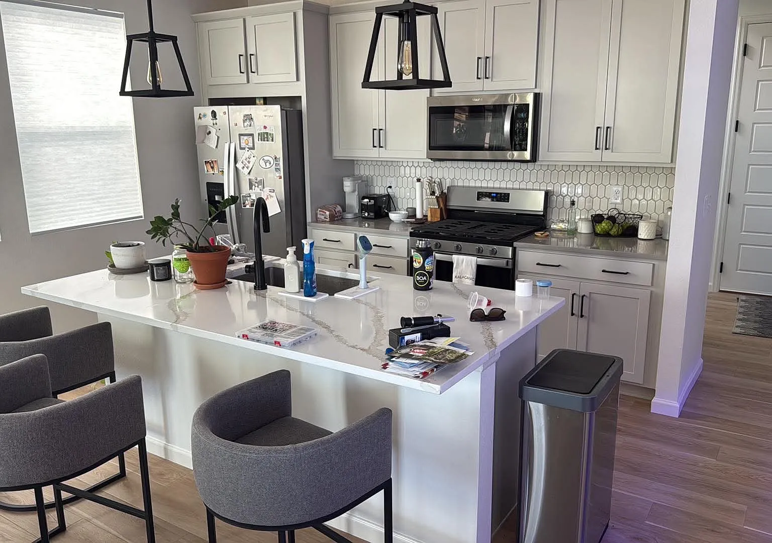 2 bed, 2.5 bath, 2147 sqft, $1,000 — Photo 4