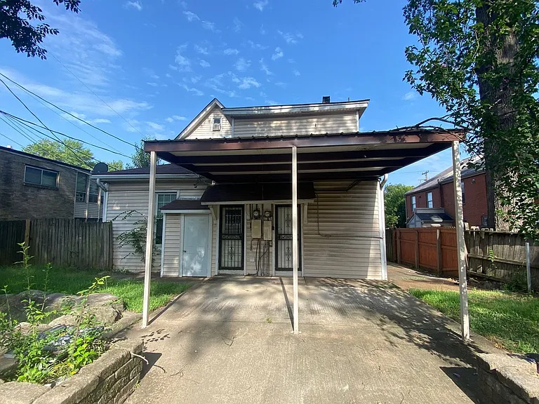 44 N Belvedere Blvd — Photo 9