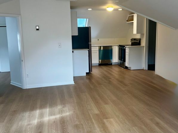 1105 16th Ave FLOOR 2