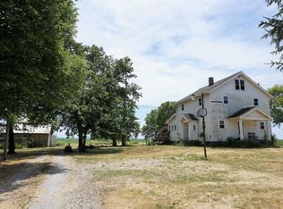927 County Road 3000 N, Dewey, IL