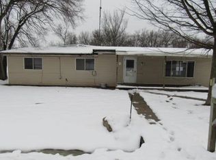 502 N Water St, Gallatin, MO 64640