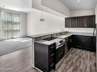 2745 Grinstead Dr APT 211, Louisville, KY 40206