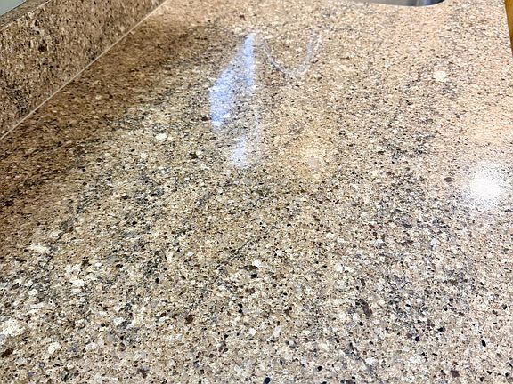 4th image of 577 Quaker Valley Rd