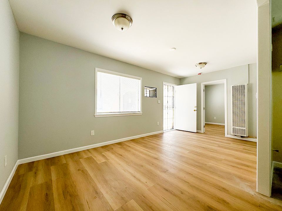1st image of 848 N Van Ness Ave