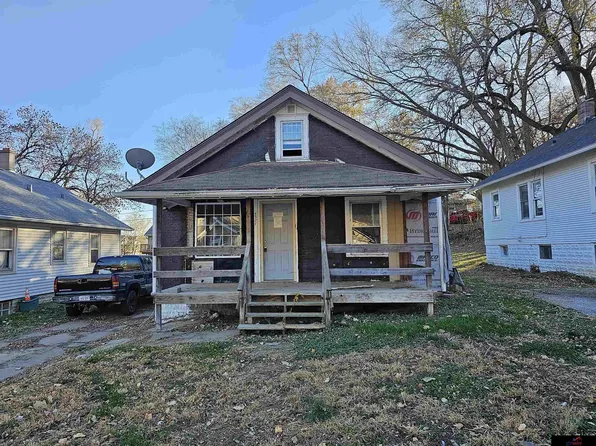 4527 Larimore Ave, Omaha, NE 68104