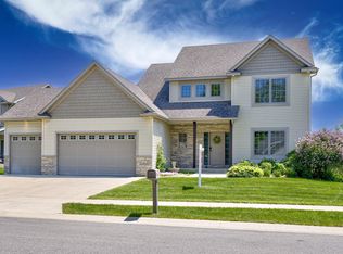 444 Manor Ridge Dr NW, Rochester, MN 55901