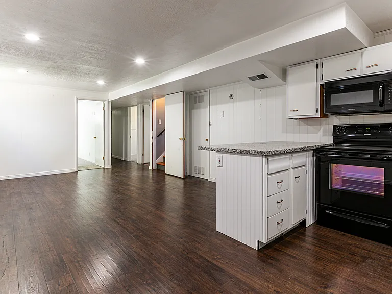 2566 E Keddington Ln #B — Photo 5