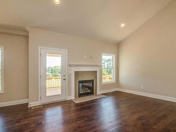 5th image of 536 Greystoke Ln