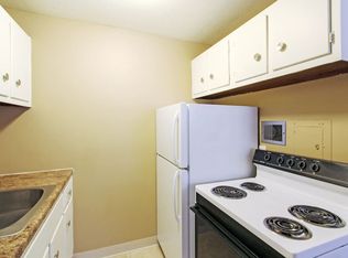 6000 Lee Rd S #6100-213, Maple Heights, OH 44137