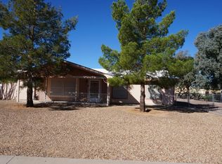 30640 S Vagabond Trl, Congress, AZ 85332