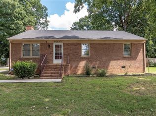 2505 Rowe St, Greensboro, NC 27407