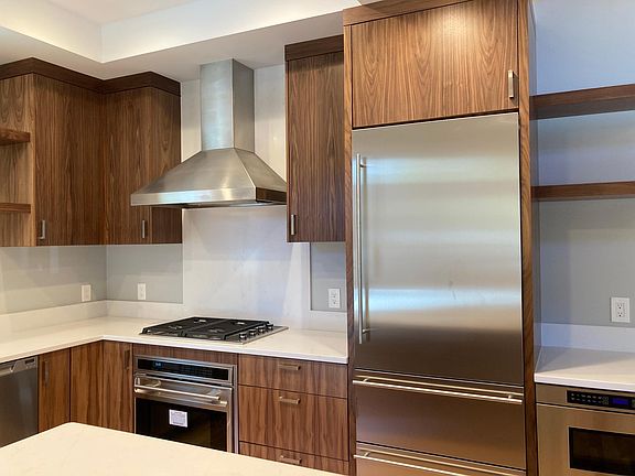 5th image of 225 Wilder Ave #A