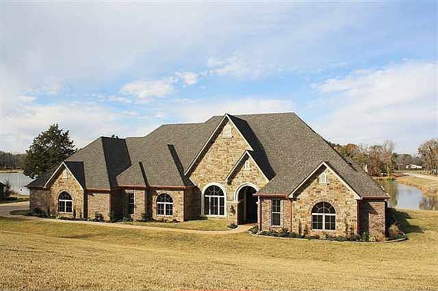 1st image of 101 Lake Lou Ella Dr