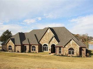 101 Lake Lou Ella Dr, Bullard, TX 75757