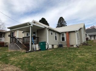 115 E Sheridan Ave, Somerset, OH 43783
