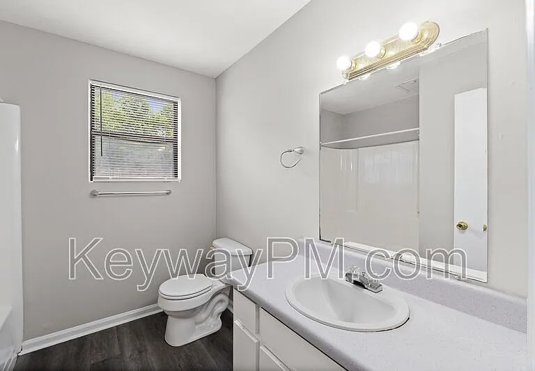 1916 Richmond Ave #A — Photo 10