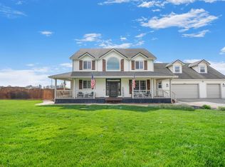 2760 Leavesley Rd, Gilroy, CA 95020