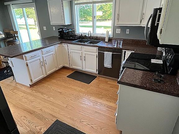 5th image of 5123 Woodville Pike