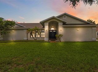 2110 Laindale Pl, Valrico, FL 33596