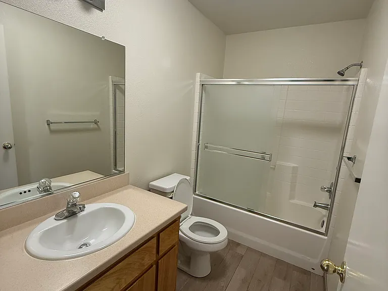2896 Bright St #2896 — Photo 3
