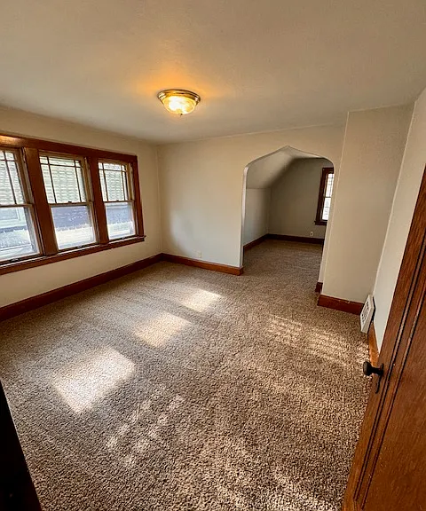 2229 1/2 Blake Ave #2 — Photo 3