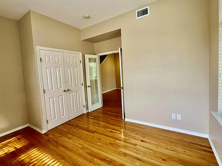 6502 Silver Mesa Dr #F — Photo 4