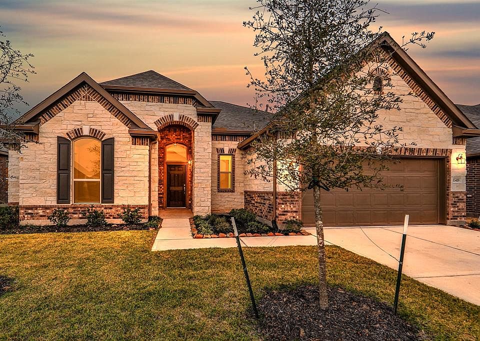 1st image of 15419 Jewel Lake Ln