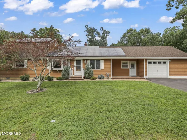 67 Crest Drive, Howell, NJ 07731