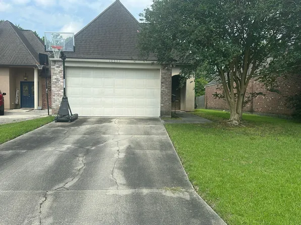 12351 Dutchtown Villa Dr, Geismar, LA 70734