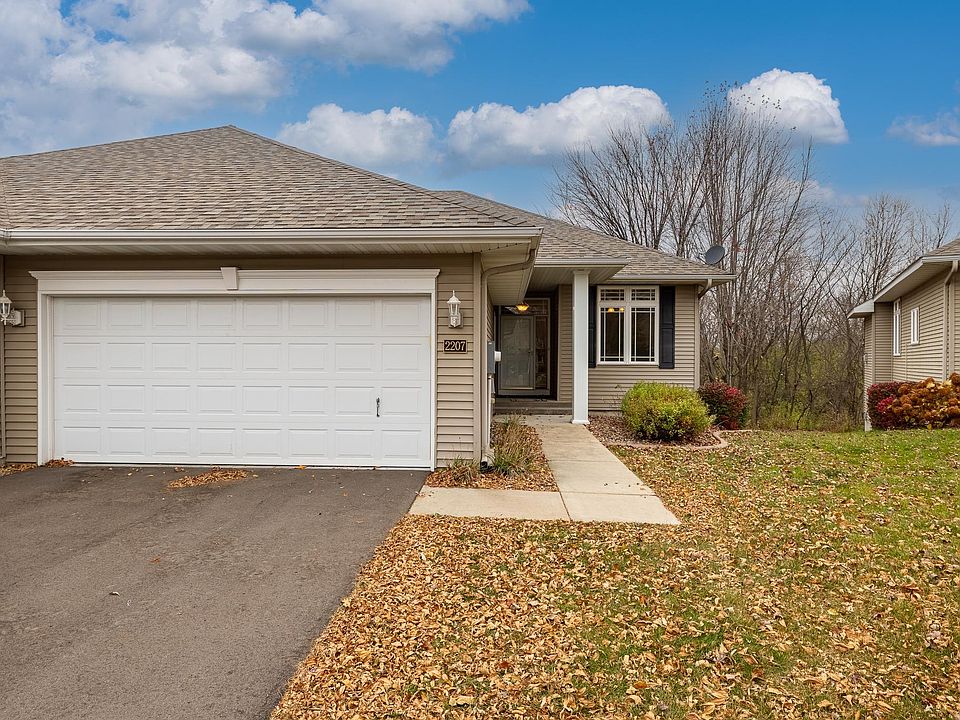 1st image of 2207 Glacier Way