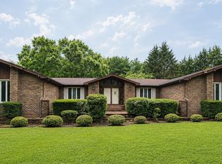615 Lakeview Way, Winchester, TN 37398