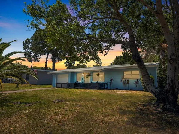 5280 Oxford Ave N, Saint Petersburg, FL 33710