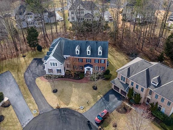 4th image of 14300 Ansonia Ct